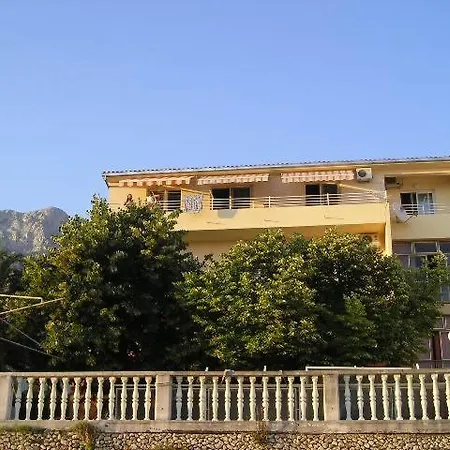 Ana&mia Appartamento Makarska